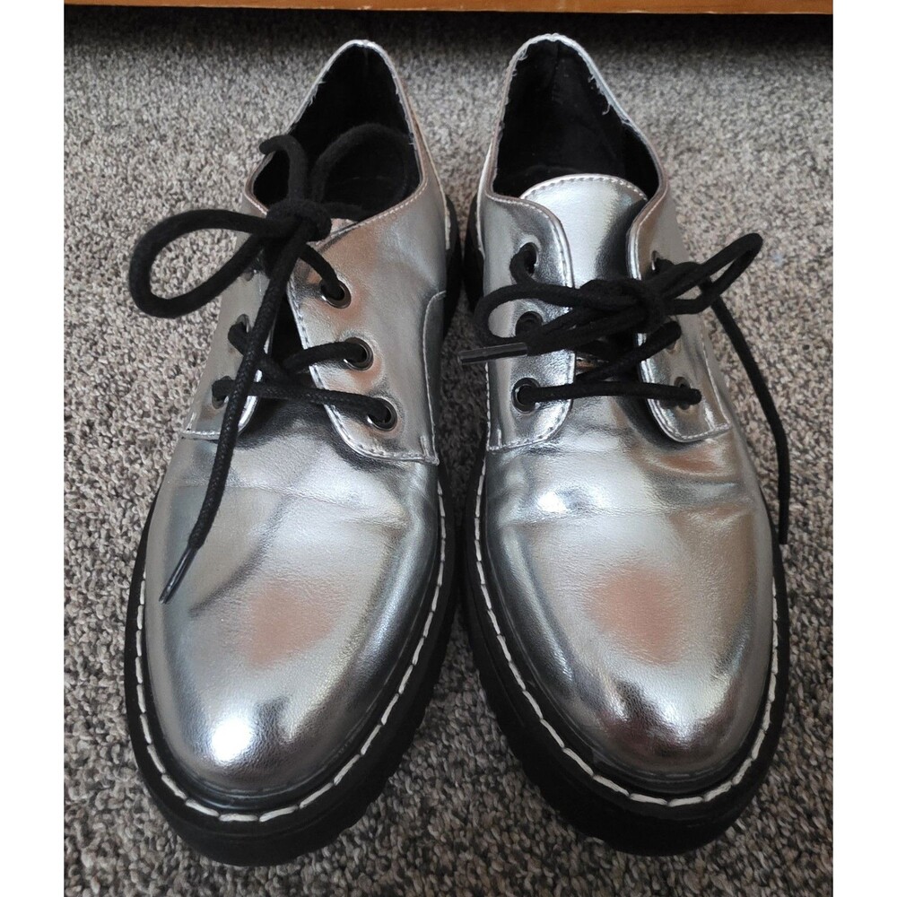 Madden Girl Platform Oxford Shoes Size 7.5  Silver Chunky Lace Up Retro Y2K - Picture 4 of 13